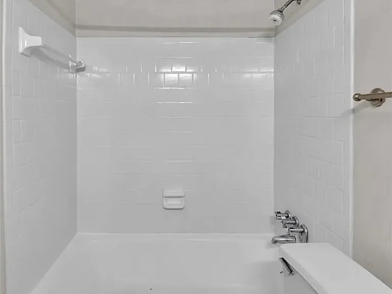 6900 Roswell Rd #10Q — Photo 12