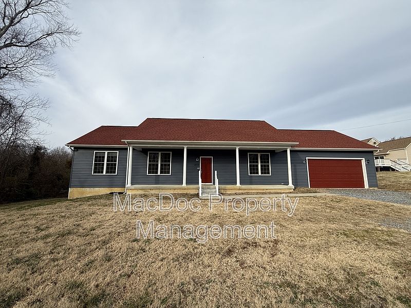 1st image of 1043 Julian Dr