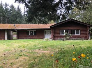 2747 Crescent Acres Rd, Oak Harbor, WA 98277