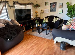 2025 W Burnett St, Long Beach, CA 90810