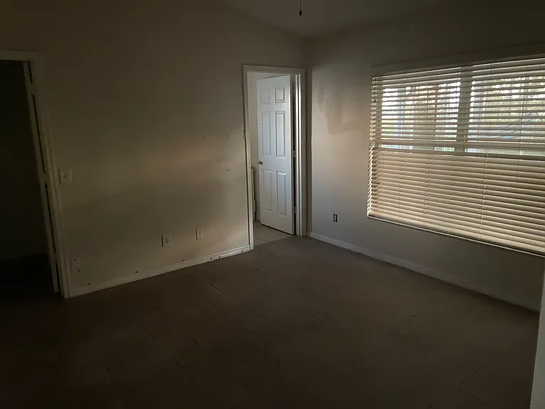 9100 Lake Lotta Cir — Photo 12