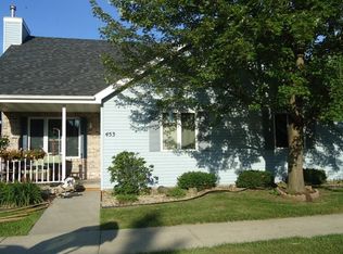 453 Cherry Hill Dr, Madison, WI 53717