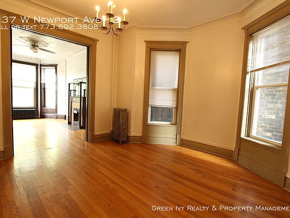 4th image of 937 W Newport Ave #2