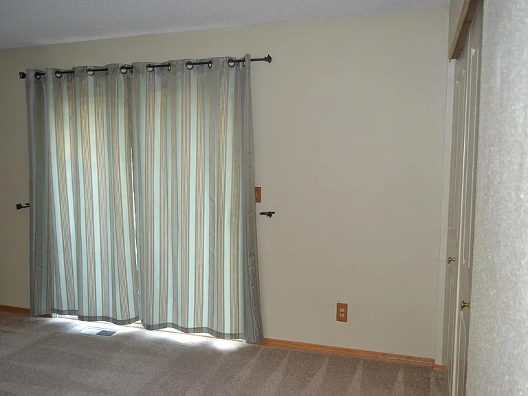 4340 Ridgecrest Way SE — Photo 16
