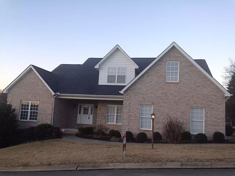 1st image of 416 Royal Oaks Dr
