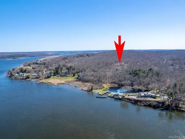 286 River Road, Deep River, CT 06417