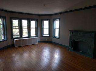 8950 S Blackstone Ave #3, Chicago, IL 60619