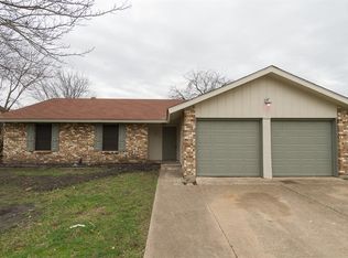 1316 Mulberry Ln, Mesquite, TX 75149