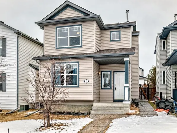 11 Coventry Line NE, Calgary, AB T3K 5H6