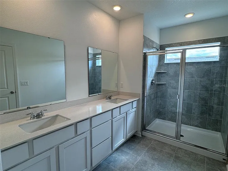 2494 Skyline Loop — Photo 17