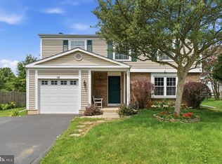 13 Warrior Brook Ct, Germantown, MD 20874