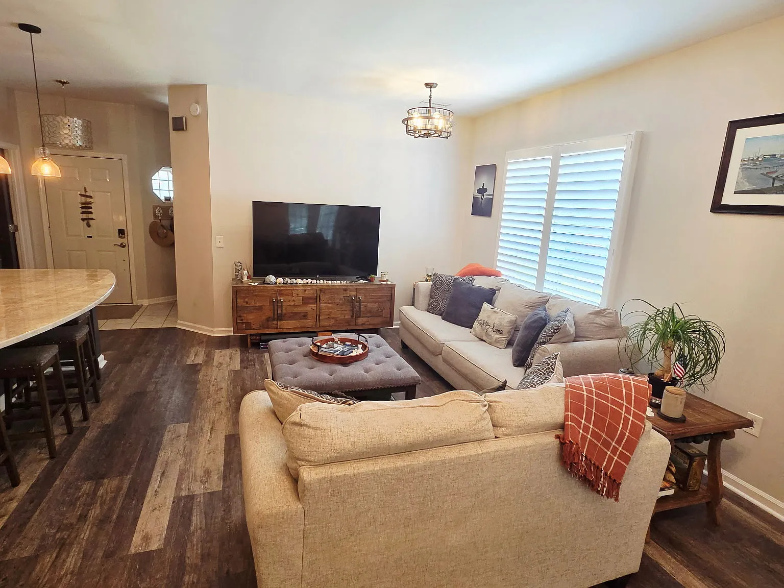 2 bed, 1082 sqft, $2,850 — Photo 3
