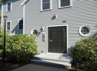 218 Florence St APT A, Roslindale, MA 02131