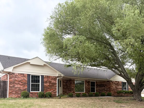 1438 Lakehurst Dr, Ada, OK 74820