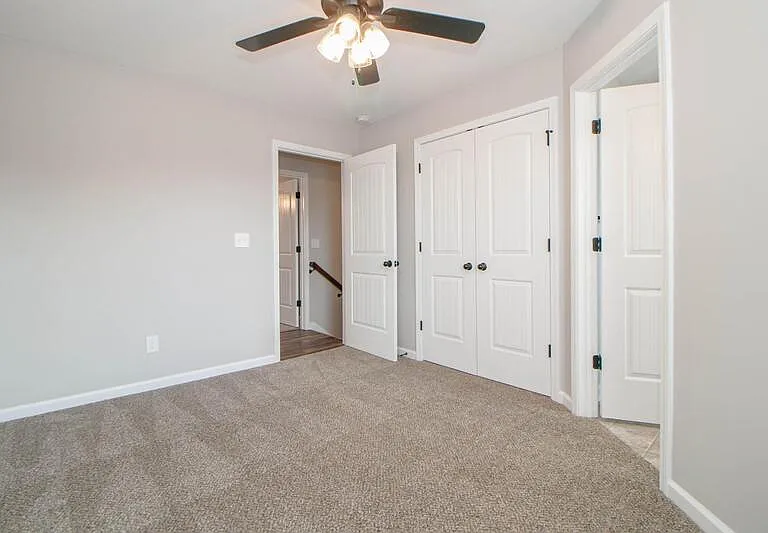 1115-E4 Hillwood Dr — Photo 18
