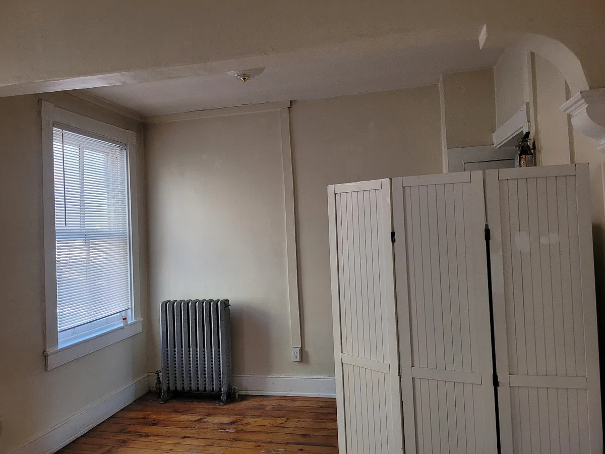 Dining area off kitchen - 44 S Prince St #3