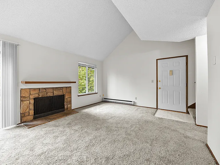 Westlakes Apartments — Photo 35