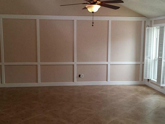 5th image of 14107 Briarworth Dr