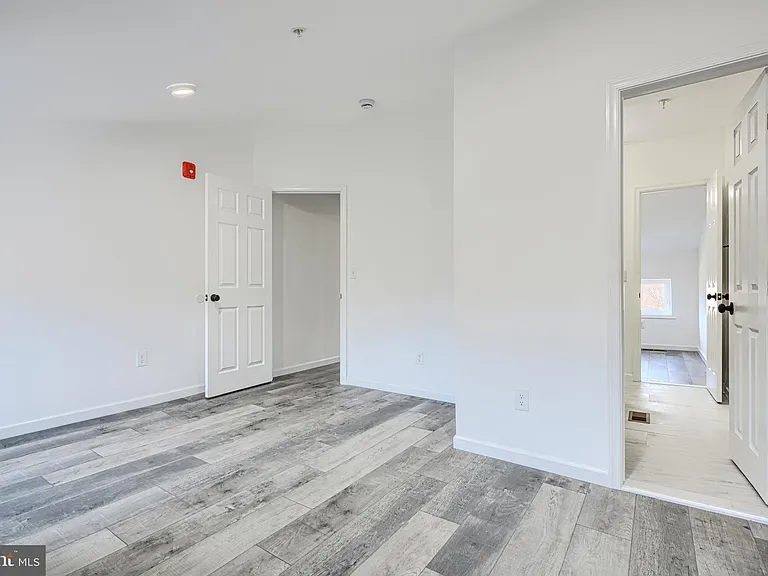 7 Carrollton Ave — Photo 21
