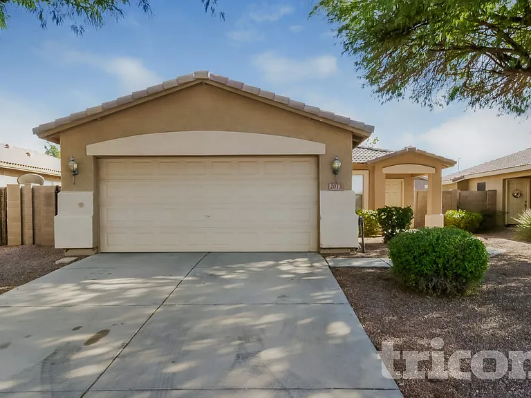 2013 W Allens Peak Dr — Photo 2