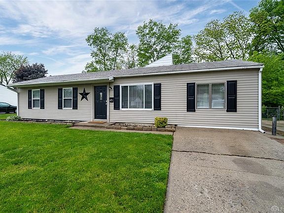 2nd image of 473 Martha Dr