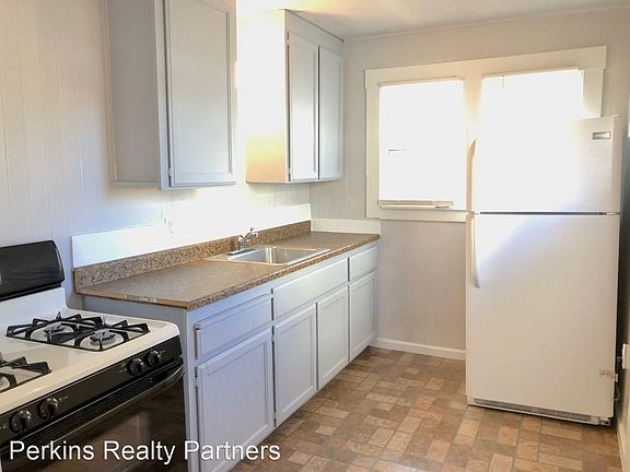 5th image of 315 1/2 W 6th St
