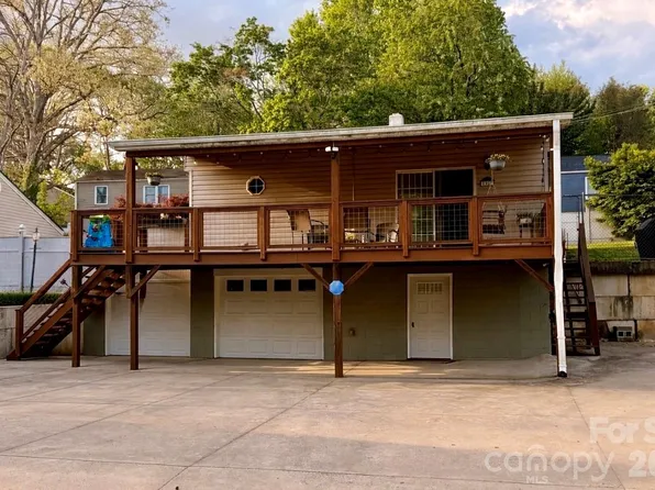 31 Huffman Rd, Asheville, NC 28806