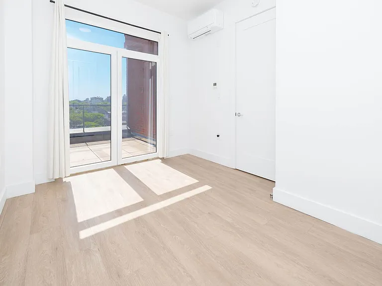 82 4th Ave #C6 — Photo 9