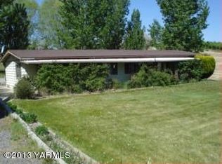 710 Hennessy Rd, Yakima, WA 98908