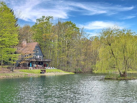 2nd image of 4691 Wilder Rd