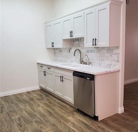 2nd image of 700 Carnegie St APT 2614
