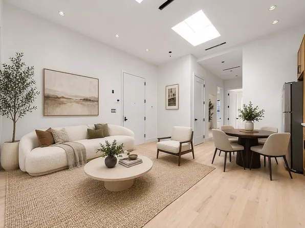 14 East 31st Street image 1 of 10