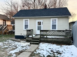 444 6th St, La Salle, IL 61301