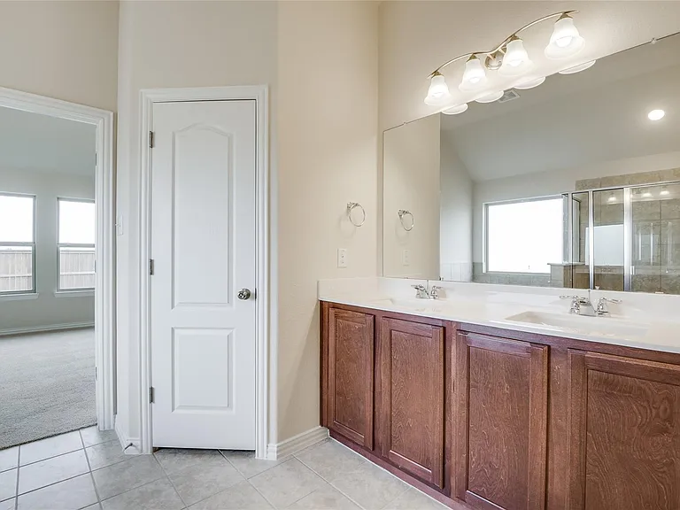 16625 Hidden Cove Dr — Photo 22