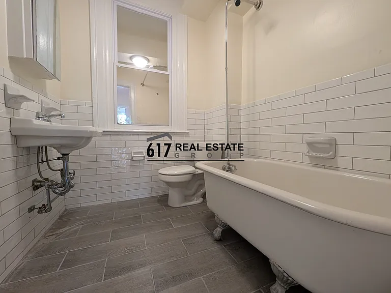 885 Massachusetts Ave #23 — Photo 15