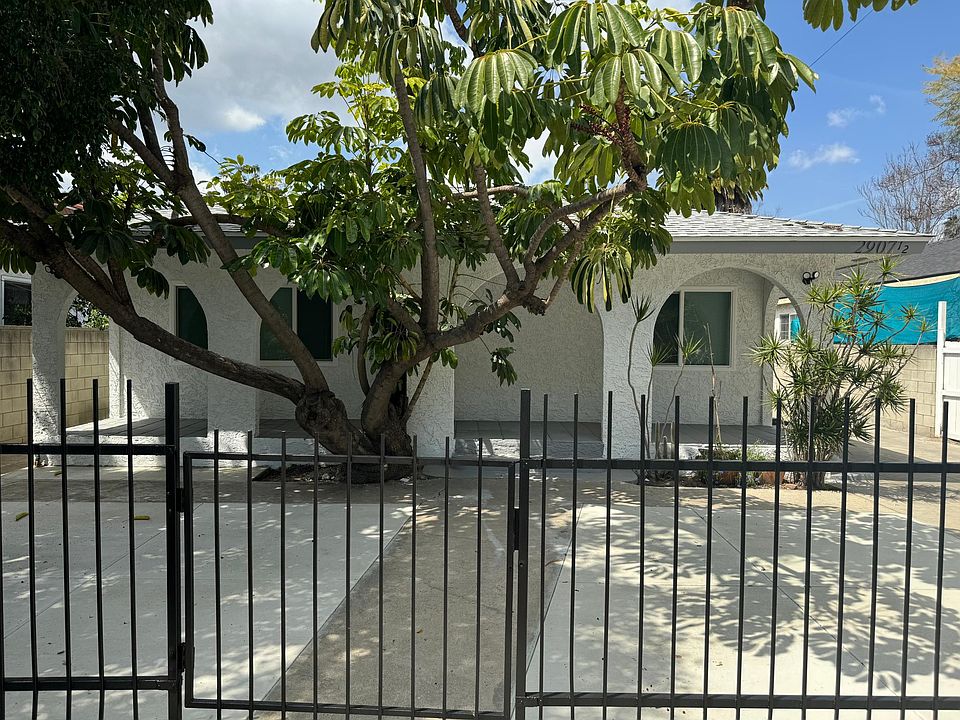 1st image of 2907 Rosanna St #0