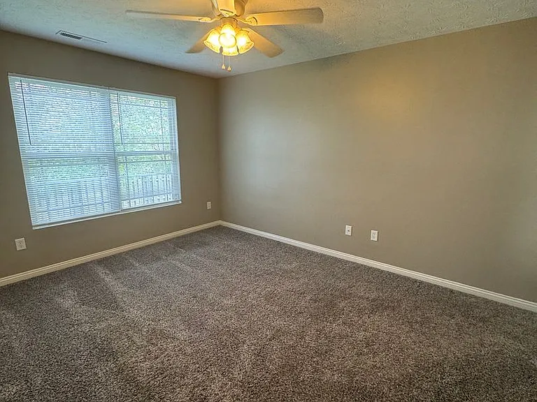 3976 Abraham Ct — Photo 14