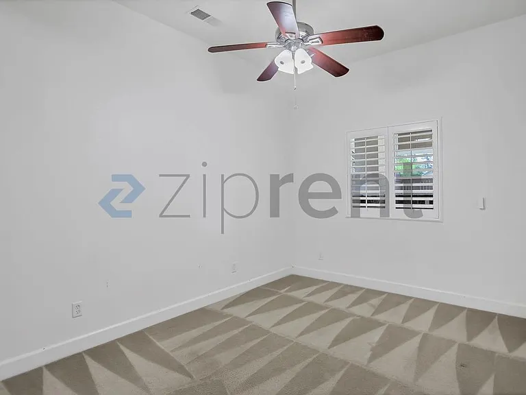 5743 W Chennault Ave — Photo 28