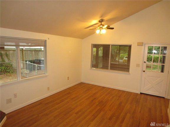 4th image of 7211 191st Ave E