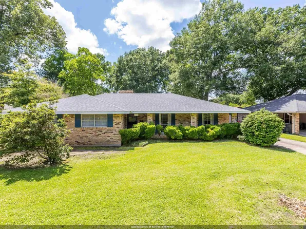 1160 Braeburn Dr, Baton Rouge, LA 70815