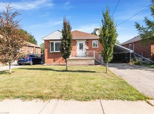 33 Alderney Ave, Hamilton, ON L9A 2A6