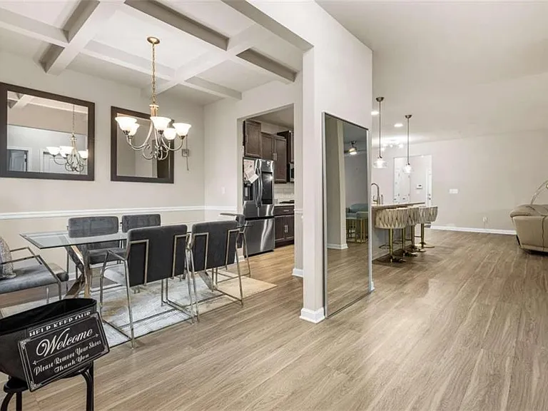 684 Armitage Way — Photo 2