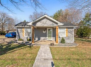 2241 Smallhouse Rd, Bowling Green, KY 42104