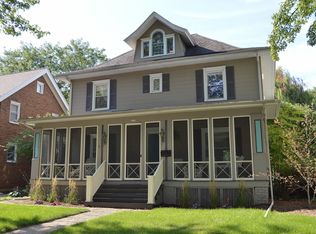 1517 E Grove St, Bloomington, IL 61701