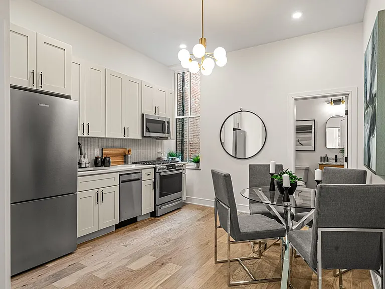 2303 Delancey Pl — Photo 8