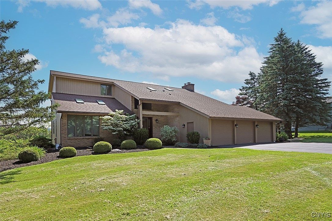 4404 Jack In The Pulpit Cir, Manlius, NY 13104 | Zillow