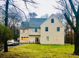 907 Park Ter, Lakewood, NJ 08701