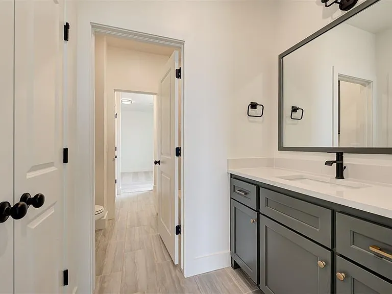 9305 NW 146th St — Photo 33