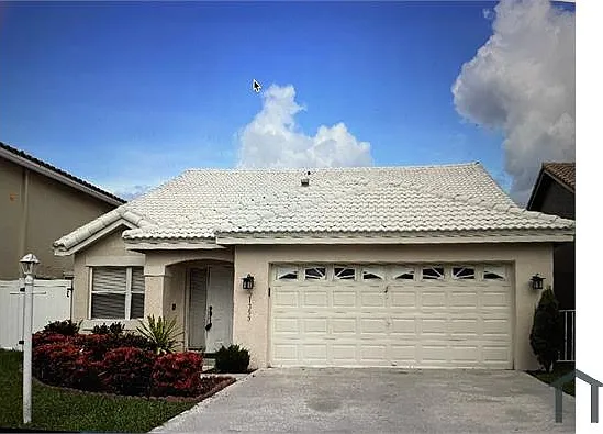21390 Millbrook Ct — Photo 1