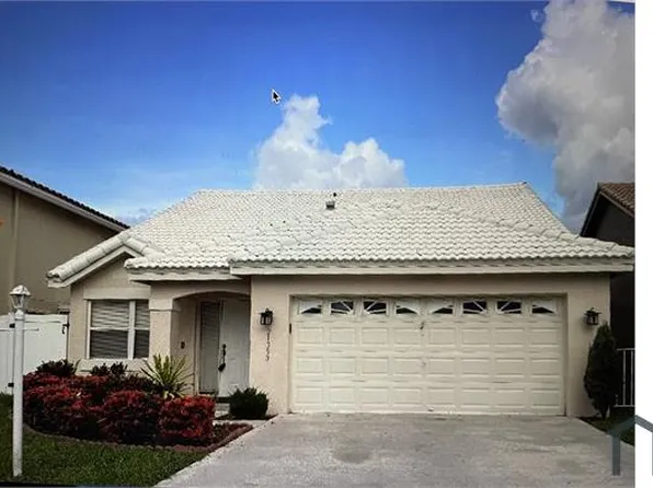 21390 Millbrook Ct, Boca Raton, FL 33498